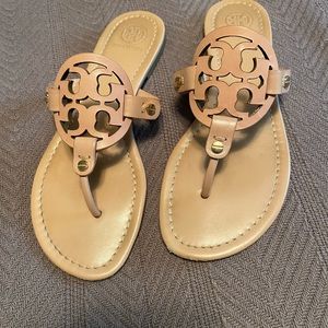 TORY BURCH MILLER SANDALS 7.5 COLOR LIGHT MAKE-UP